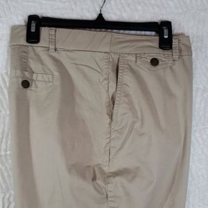Avenue Khaki Capri Pants, Size: 16.
